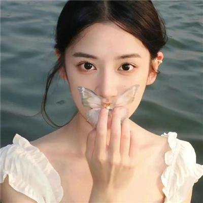 不要和她谈恋爱